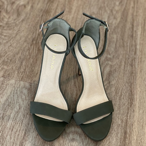 Liliana Heels - Picture 4 of 4